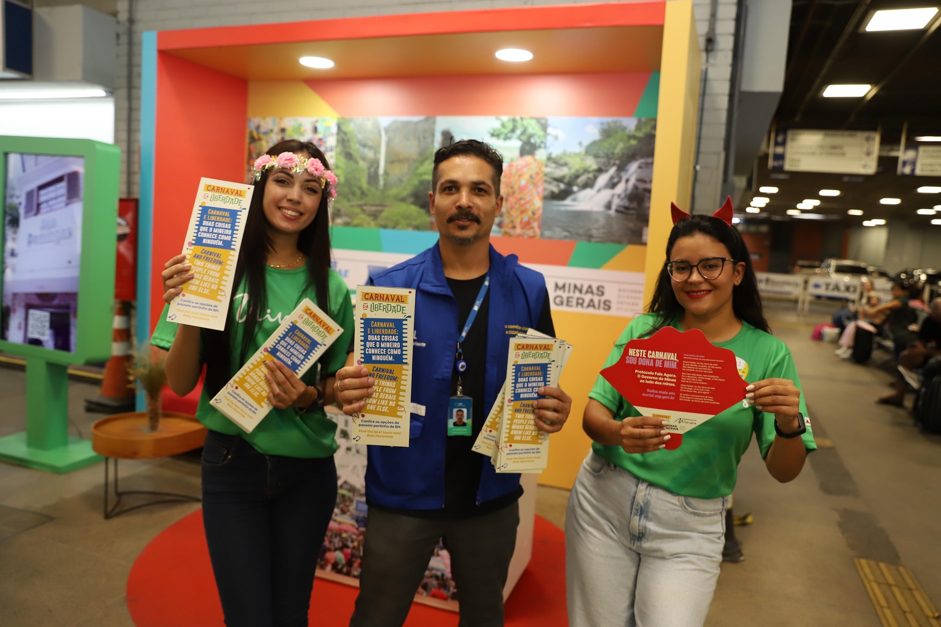 Governo de Minas recebe turistas na rodoviária de BH Foto2 Leo Bicalho