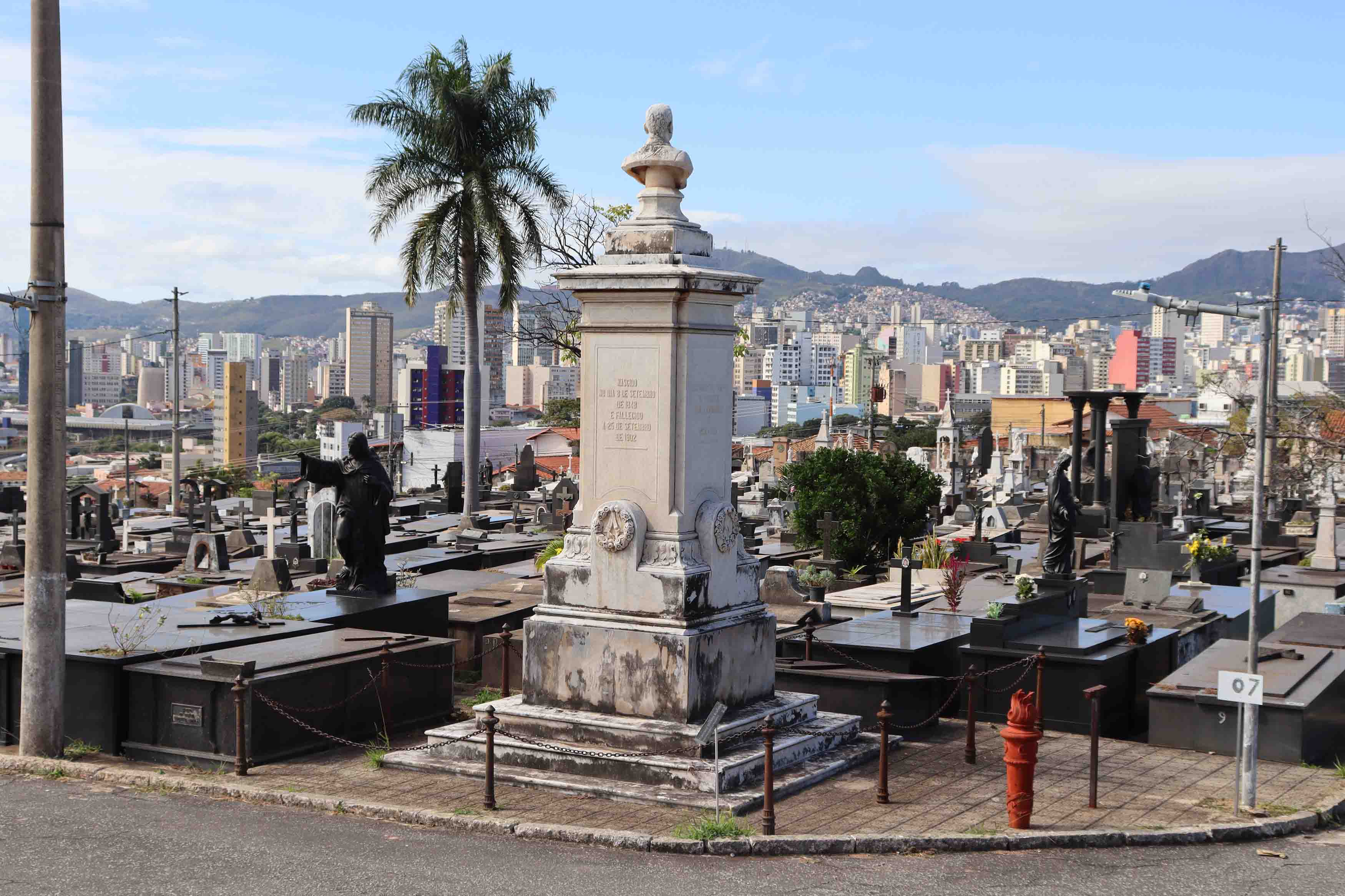 Estudo inédito destaca o Cemitério do Bonfim como referência de memória, arte e história 