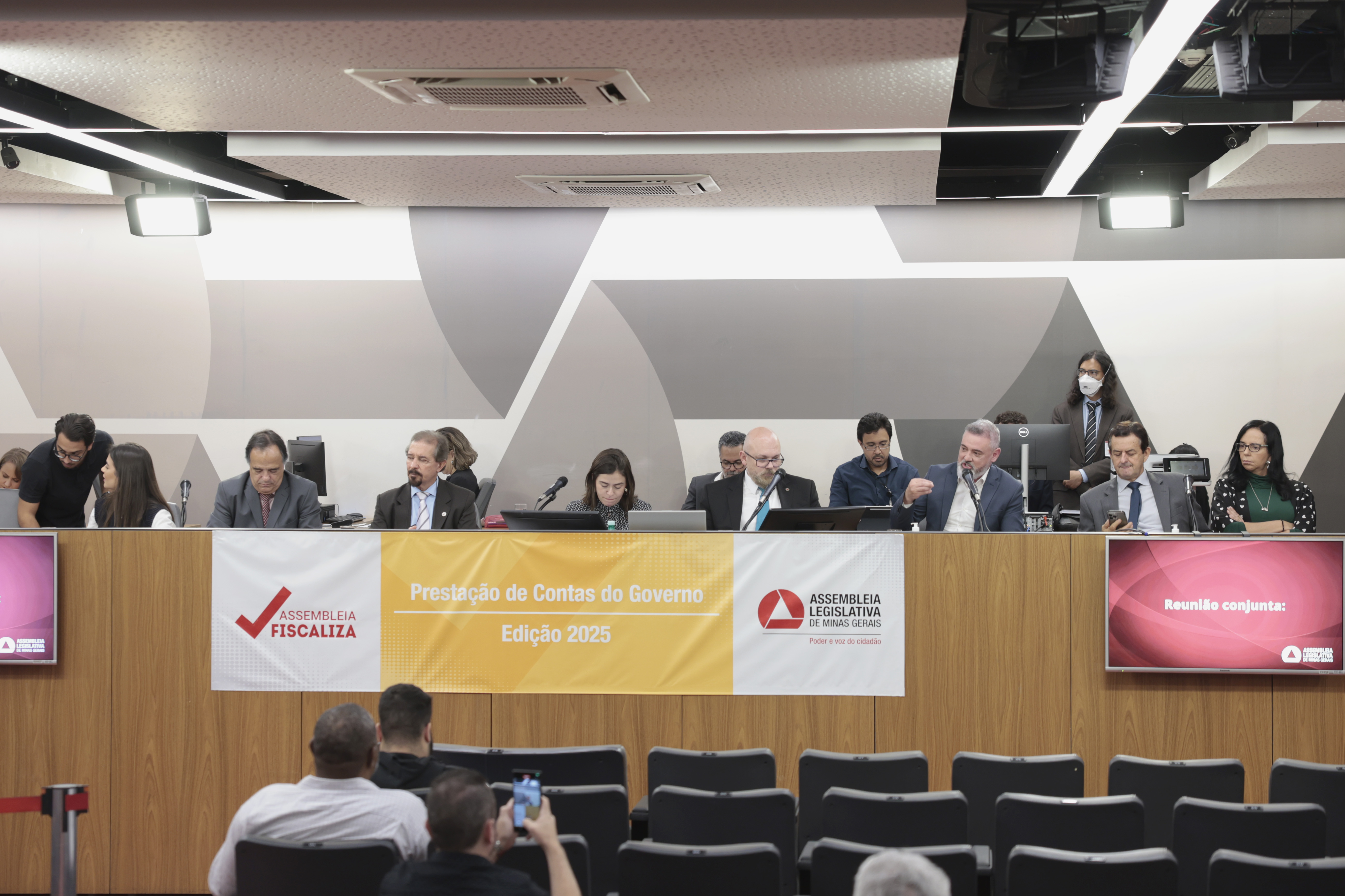 Minas Gerais reafirma liderança com política cultural descentralizada e participação histórica dos municípios no Assembleia Fiscaliza